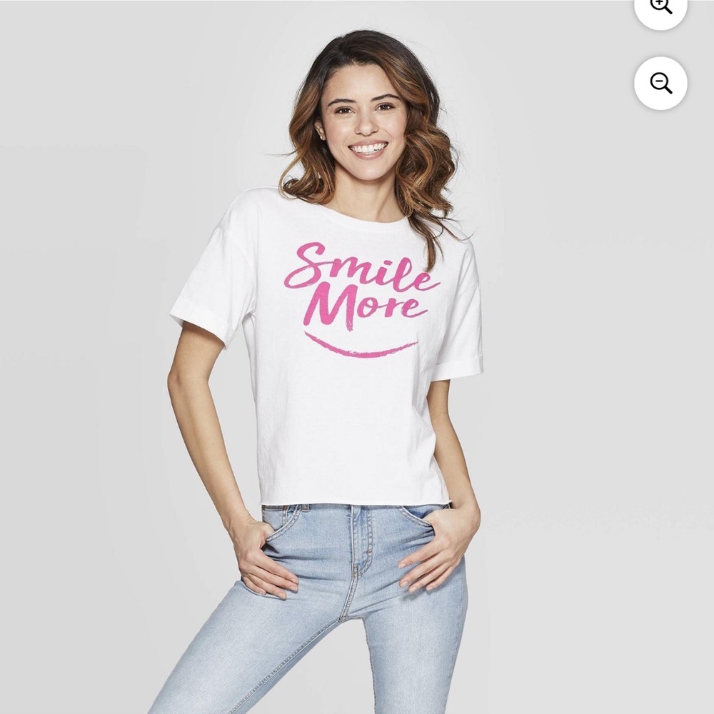 Smile More boxy crop top